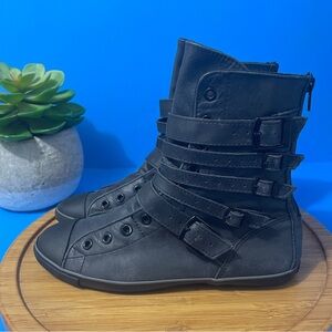 Converse All Star Black High Top Leather Sneaker Women’s 7 Skater Buckle Boot